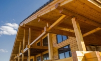 5 Reasons Why You Should Choose A Wooden House
